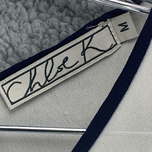 Chloe K Women Ivory Sleeveless Blouse Size Medium Pleated Lightweight Semi Sheer - Picture 5 of 9